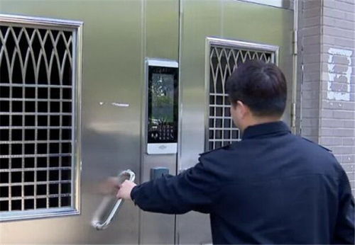 人臉識(shí)別技術(shù)在社區(qū)與辦公樓宇門禁系統(tǒng)中的創(chuàng)新研發(fā)與安防應(yīng)用